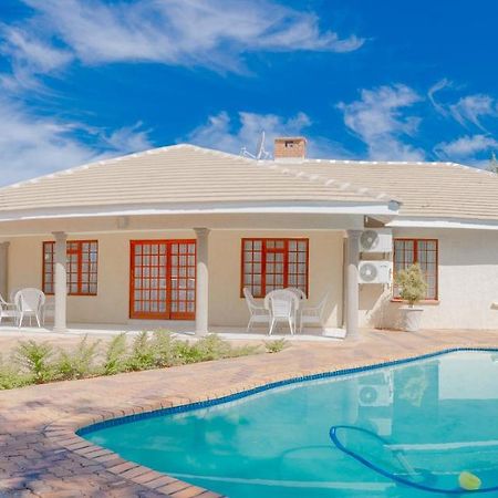 Green Lagoon Guest House Γκαμπορόνε Εξωτερικό φωτογραφία