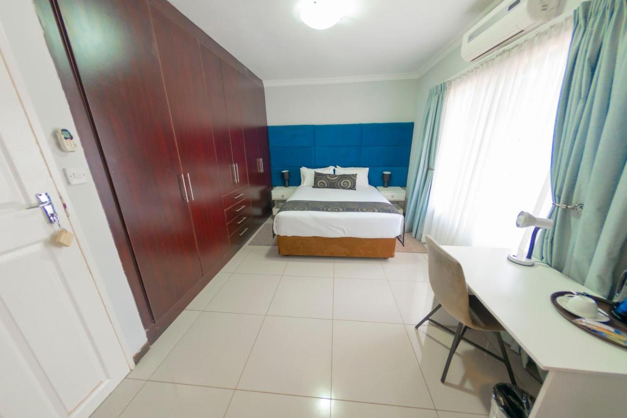 Green Lagoon Guest House Γκαμπορόνε Εξωτερικό φωτογραφία